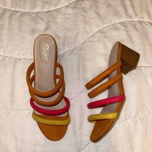 Woman’s C Comfort Est 1949 Vintage Kitten Heel